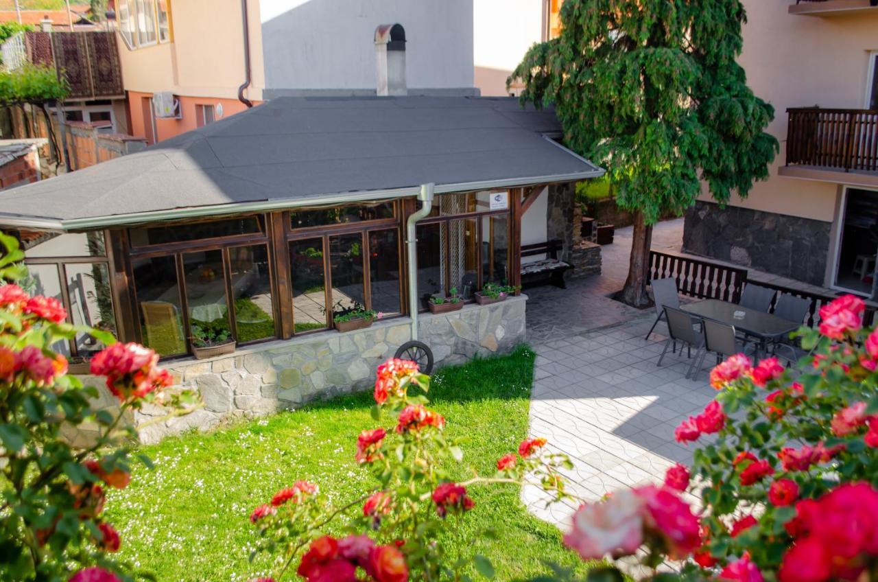 Guest House Via サパレヴァ・バニャ エクステリア 写真